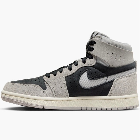 NIB $150 Air Jordan 1 Zoom Comfort 2 High Top Sneaker (Women) in size 5! - Picture 7 of 10